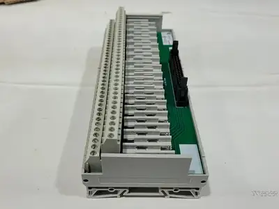 NEW ALLEN-BRADLEY 1492-IFM40F-F-2