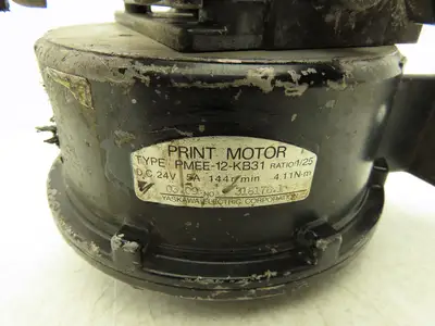 Yaskawa Electric PMEE-12-KB31 Welder Wire Motor Feeder 24V Size 0.9-1.0 Roller