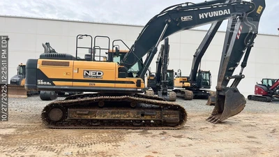 Used 2022 HYUNDAI HX380AL Excavators North Carolina US | National Equipment Dealers #1422420
