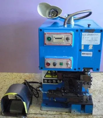 Used _UNKNOWN_ _UNKNOWN_ Wire Crimpers Texas US | Bamko Surplus Process Equipment #1180070