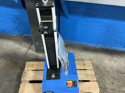 Used INSTRON 3342Q 2283 Precision Universal Testing Machines Ohio US | HGR 24 #1280198