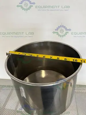 USED SUMEVE A02 5-50ML  LIQUID FILLING MACHINE
