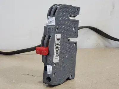 USED CONNECTICUT ELECTRIC UBIZ220