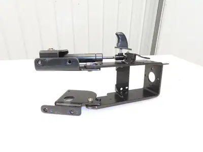 Hyster 8808585 Forklift Steering Column Tilt Bracket Assembly Removed From E80XN