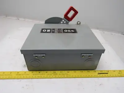 General Electric THN3361 Model 10 600V 30A  Non-Fusible Disconnect Safety Switch