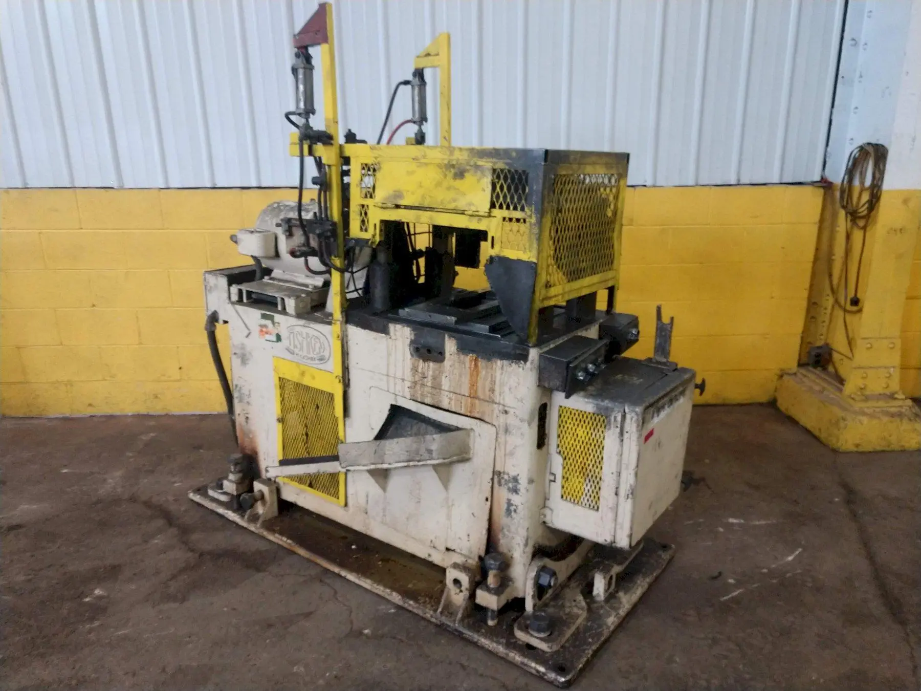 USED TISHKEN
