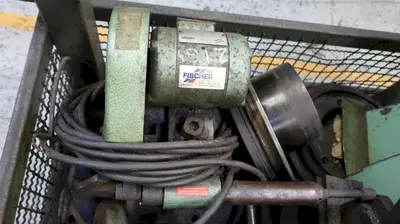 Used 1990 MINAKUCHI NWT-300-60F2 Cylindrical Grinders Including Plain & Angle Head Minnesota US | Orca Machine Tools, Inc. #1266985