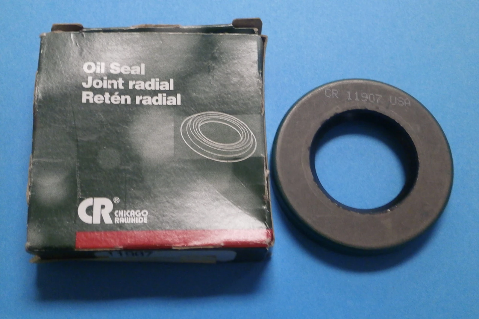 USED CHICAGO RAWHIDE 11907 OIL SEAL