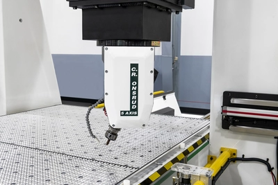 C.R. ONSRUD F62S 5-Axis CNC Router | Tornquist Machinery Company (6)