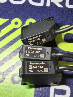 PANASONIC CX-442 PHOTOELECTRIC SENSOR SWITCH - LOT OF 3