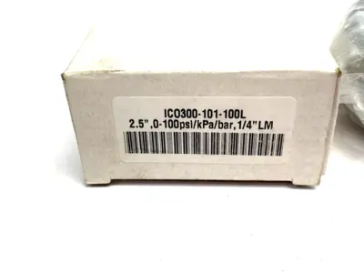 ICO300-101-100L | Spray Systems  Pressure Gauge 2.5" Face 0-100psi, 1/4" LM - New – Open box