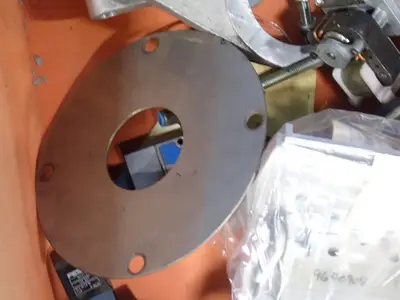 Hardware/valves