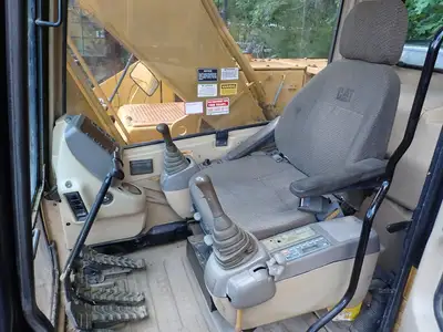 Used 1996 CATERPILLAR 320B Excavators Massachusetts US | Brookside Equipment Sales #1421908