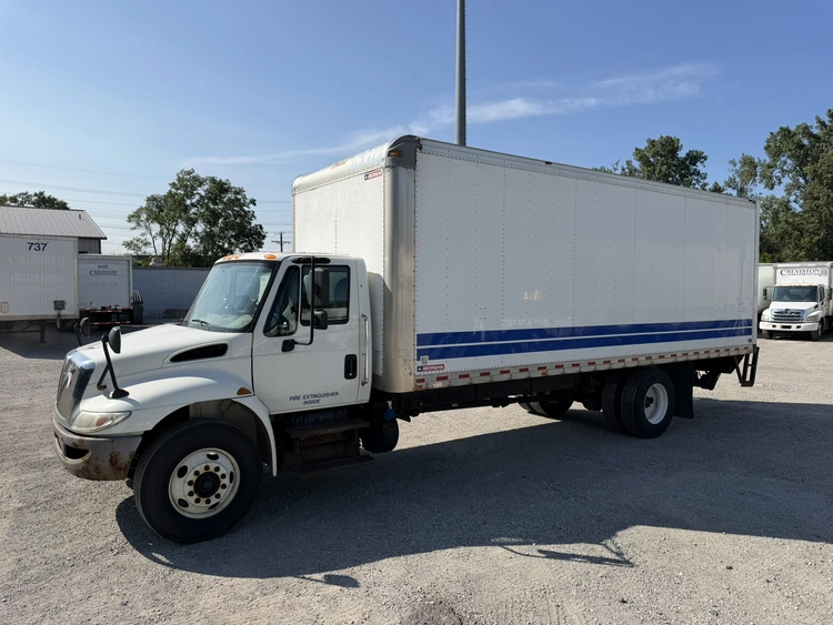 Used 2018 INTERNATIONAL 4300 SBA4X2 Box trucks Indiana US | Miedema Asset Management Group #1414684