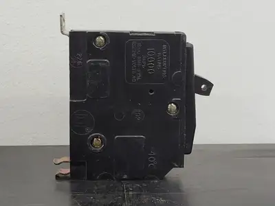 USED SQUARE D QOB120