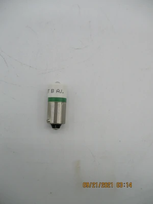 New CJ462939 New LED Bulb (green, 24 vac/dc, EBT, BAJ) 1 lot of 2