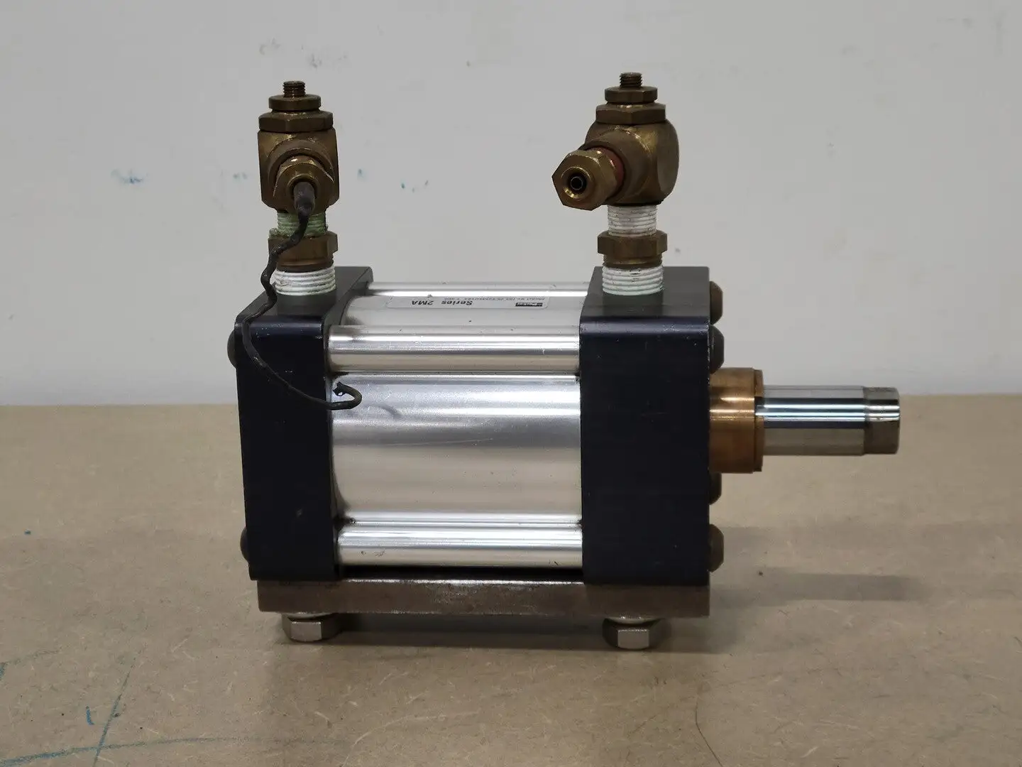 Used PARKER FILTRATION F2MAU19A Parts (Hydraulics and Pneumatics) British Columbia CA | Lenmark #271540