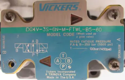 NEW VICKERS 02-128032 SOLENOID VALVE DG5S-8-2N-T-M-FTWL-B5-30 DG4V3S6NMFTWLB530