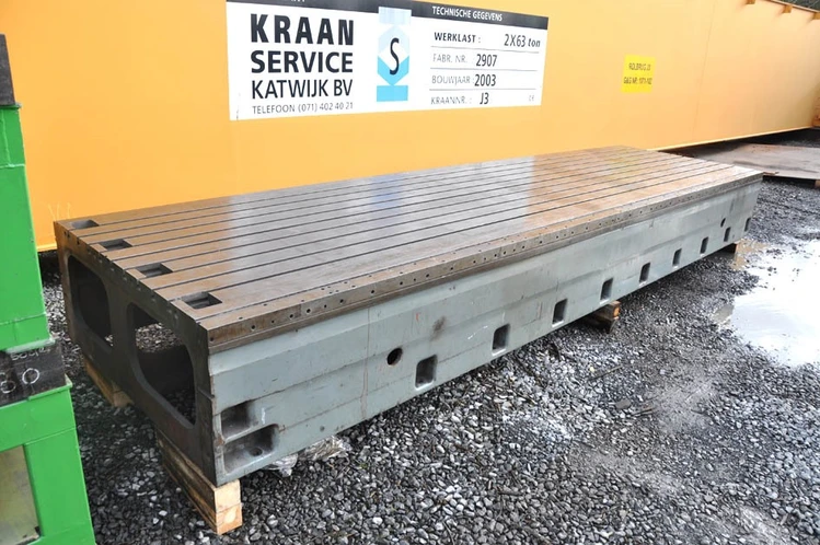 Used T-SLOT TABLE 5550 X 1500 X 620 MM Tables, Floor & Layout Plates BE | Apt International N.V #366546