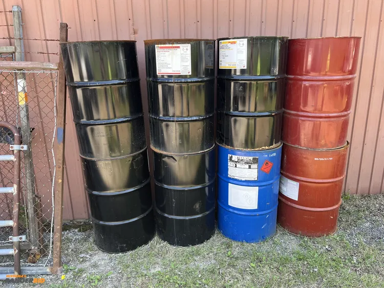 Used (8) METAL 55 GALLON DRUMS (EMPTY) _UNKNOWN_ Shipping Supplies Michigan US | Miedema Asset Management Group #1148329