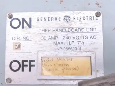 General Electric THFP321XL 3-Pole Fusible Disconnect Switch Panel Mount 30A 240V