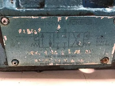 USED VICKERS DG4V-3-6C-W-B-10