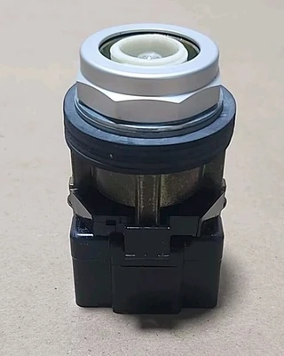 NEW Eaton HT8FBGV7