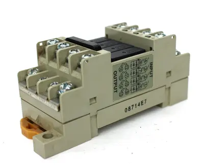 USED OMRON G6D-F4B