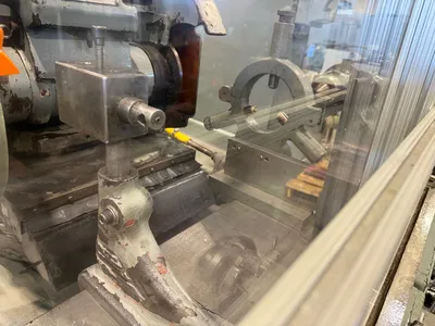 1982 BROWN & SHARPE 1440U Universal Cylindrical Grinders | GMT (10)