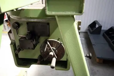 USED MIKRON 0405
