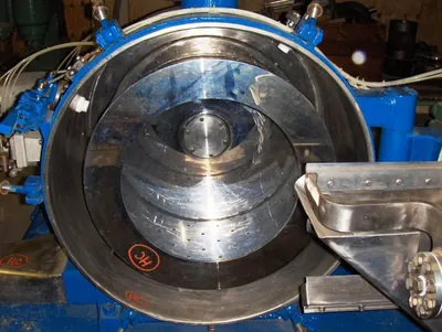 Alfa-Laval HOZHY 650 peeler centrifuge, Hastelloy C-22.