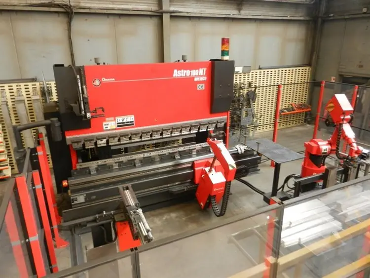 Used AMADA ASTRO 100T X 3220 CNC ROBOT BENDING CELL Press Brakes | Apt International N.V #373145