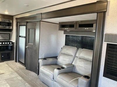 Used 2020 JAY FLIGHT 31MLS Campers, Caravans, Motorhomes Michigan US | Miedema Asset Management Group #1372914