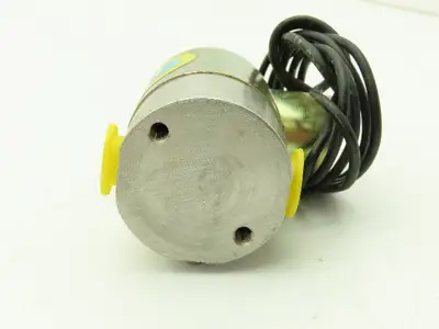 Honeywell Skinner V5L44410 Solenoid Valve 3-Way NC 115V 50 PSI 1/4" NPT