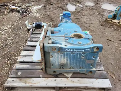 USED SEW-EURODRIVE KA127R87AM215-KS