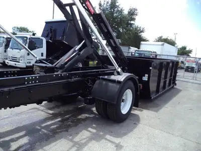 Used 2019 INTERNATIONAL _UNKNOWN_ Hooklifts & Roll-Offs Florida US | TLC Truck & Equipment #1568913