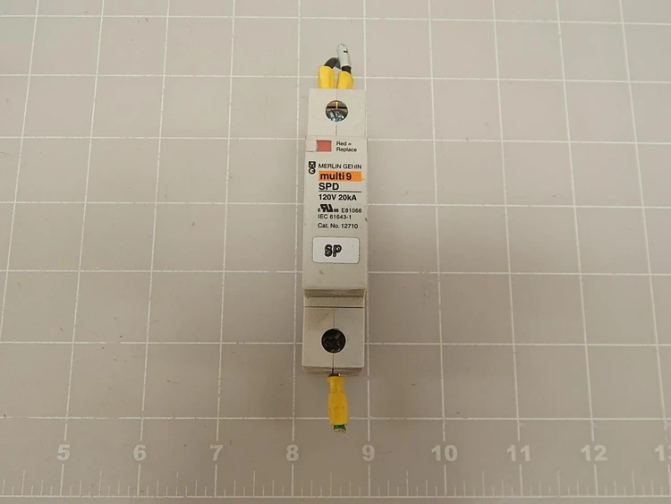 Used MERLIN GERIN _UNKNOWN_ Circuit Breakers Texas US | OCO Industrial #1678175