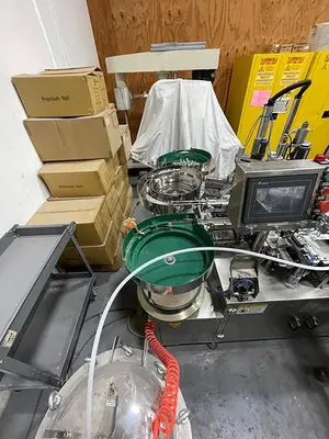 Filling Line, Bottles, Nail Polish, Filler, Brush and Cap Applicators, #5532789