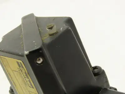 Parker GGL20025B01M05 Pneumatic Air 4/2 Solenoid Control Valve 120V 1/4" NPT
