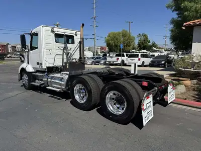 Used 2019 VOLVO VNL300 Conventional trucks California US | Commerce Truck Equipment Sales #1548745