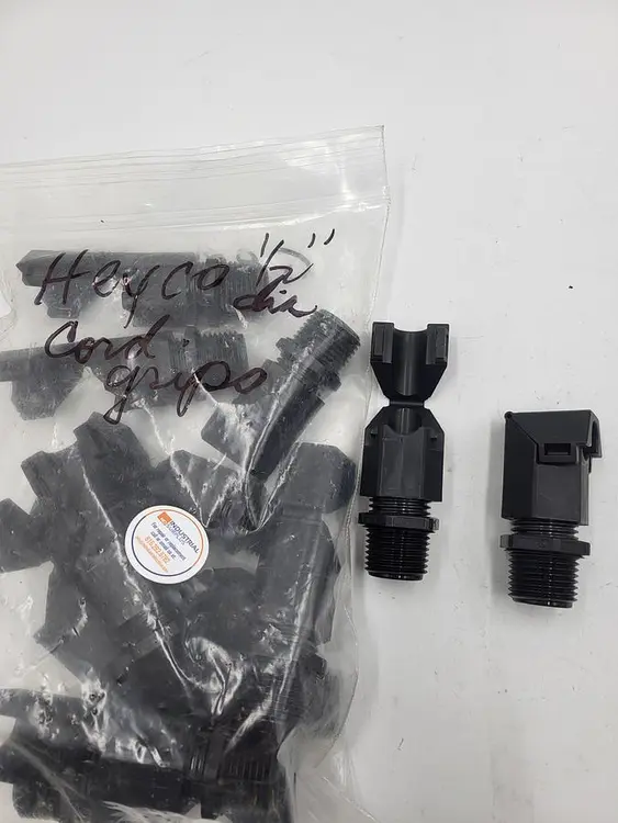 New | in-Stock HEYCO HEYCO PLASTIC CORD GRIP 1/2" NPT .52" DIAMETER Cable & Wire | ND Industrial Surplus #1217091