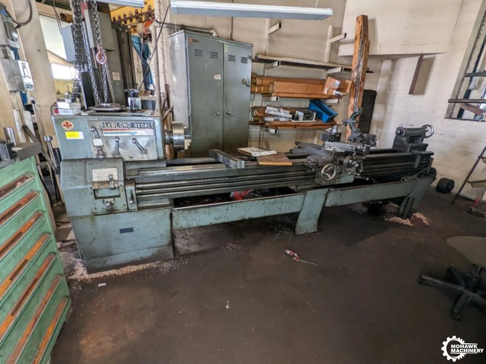 19/19.5" x 102" LEBLOND "19 REGAL" ENGINE LATHE w/TAPER ATTACHMENT - (2) CHUCKS - FACEPLATE - STEADY REST