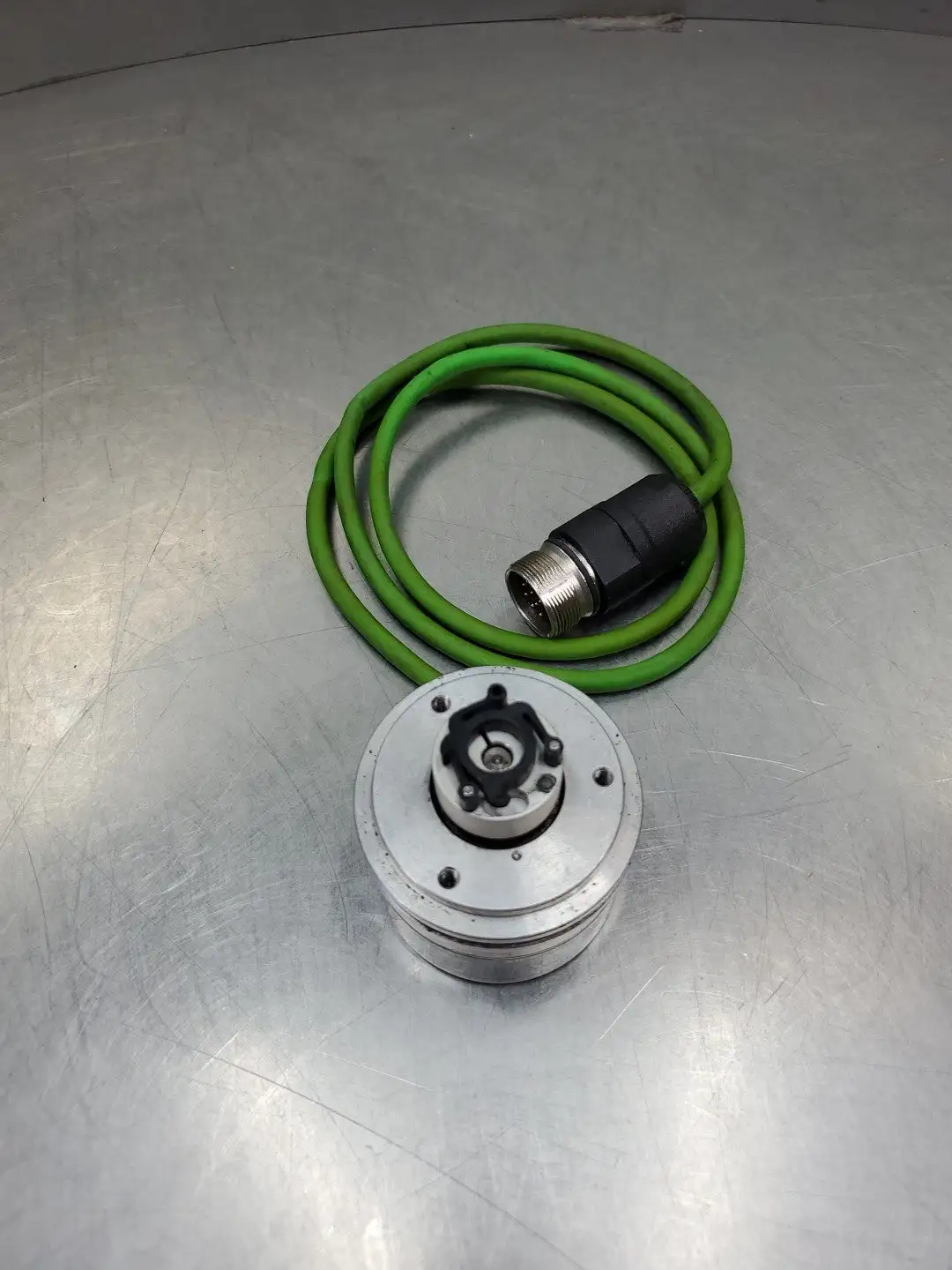 Siemens 6FX2001-2DB02 Incremental Encoder, 10-30VDC, Synchro Flange. 5D-3