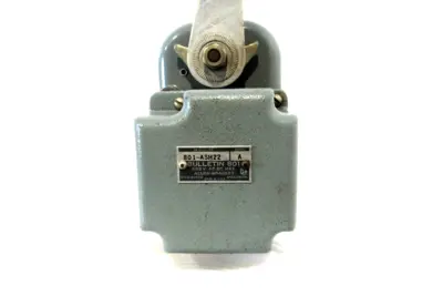 NEW ALLEN BRADLEY 801-ASH22 LIMIT SWITCH SER.A 801ASH22
