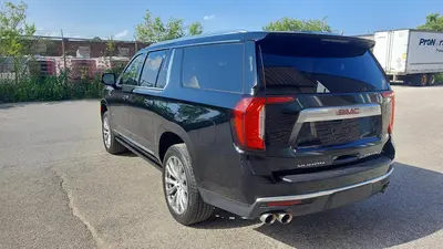 2022 GMC YUKON XL DENALI Vehicles | Platinum Group (9)