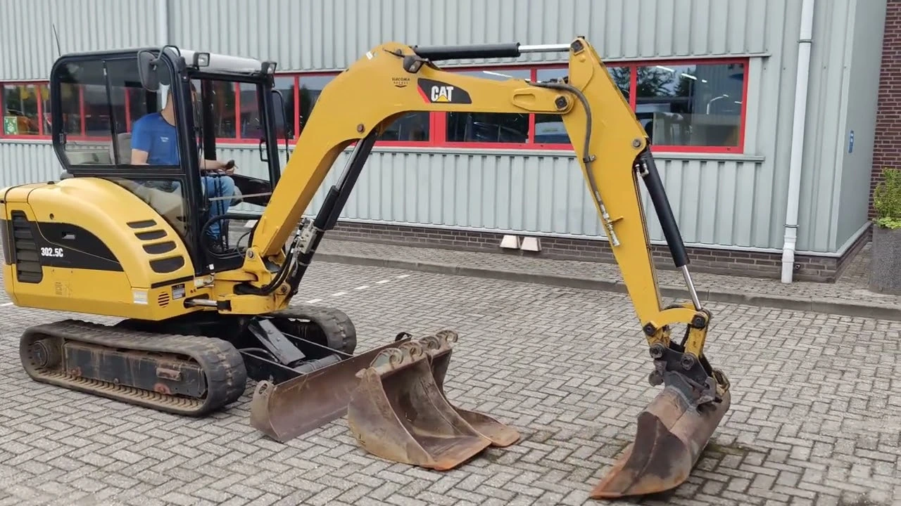 USED 2022 Caterpillar 302.5C