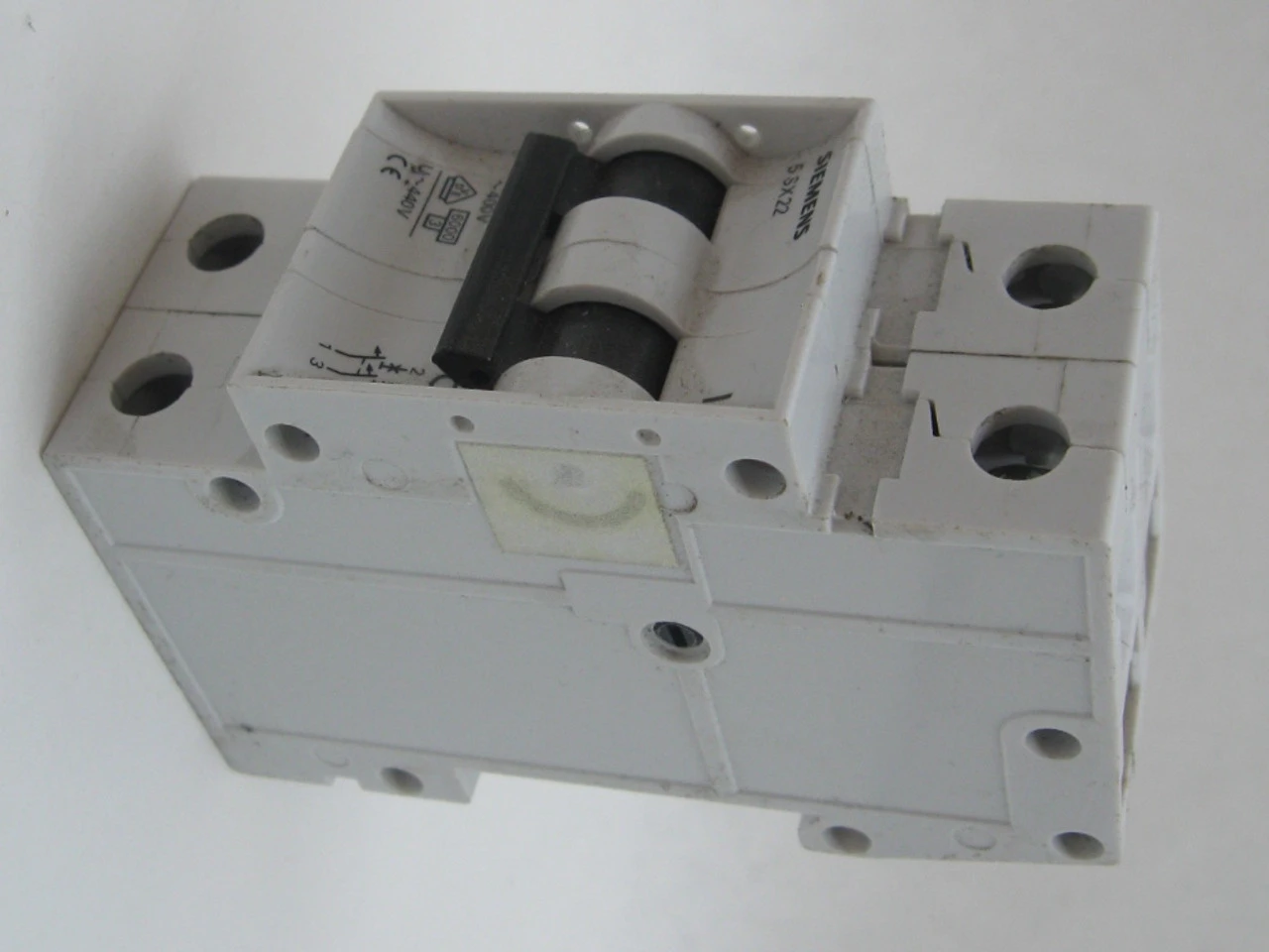 Siemens 5SX22 C6 Circuit Breaker 2 Pole, 6 Amp, 400V