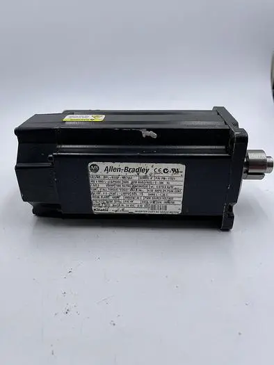 Used ALLEN-BRADLEY ALLEN-BRADLEY MPL-B320P-MK74AA SER A Servo Motors | ND Industrial Surplus #1216137
