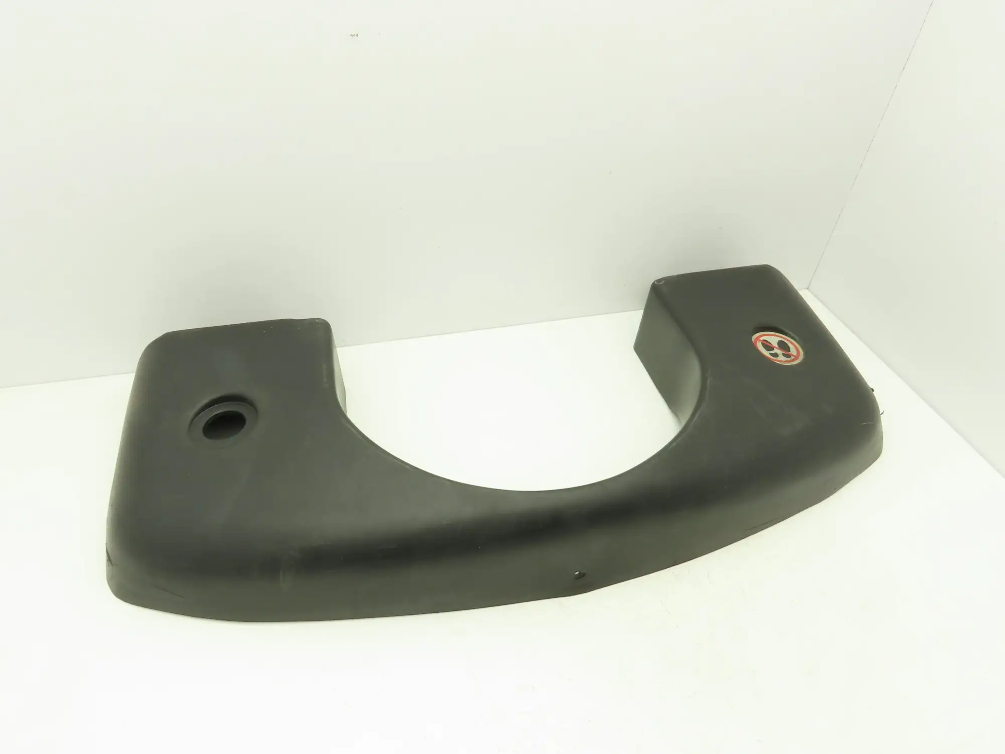 Yale Front End Plastic Shroud Removed From MTR007LFN24T Tow Truck