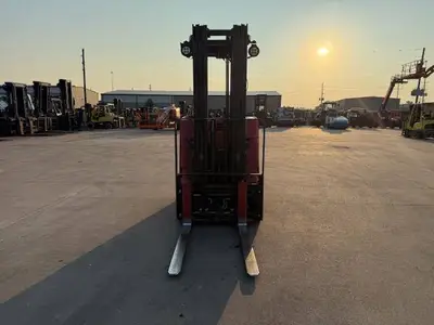 Used 2018 RAYMOND 425C35TT 3-Wheel Stand up Electric Counterbalance Forklifts Illinois US | Somerset Equipment Sales #1546184